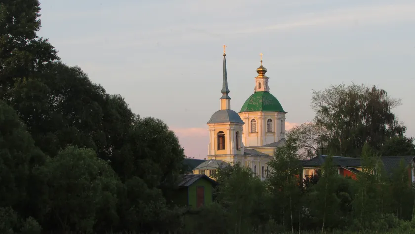 Лобня — Спасский храм в Киёво